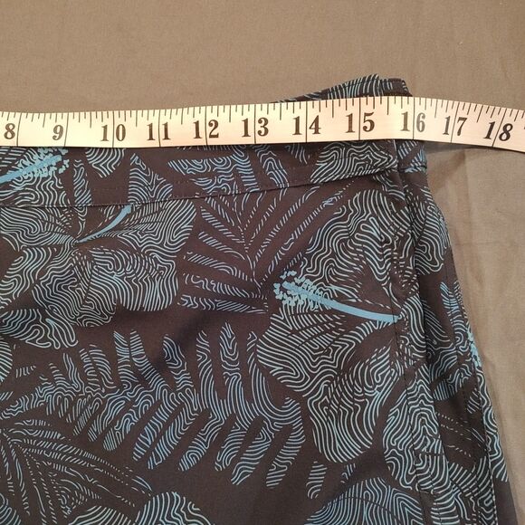 NWT Rip Skirt Hawaii Womens Sz Med Maui Moonlight Wrap Cover Up Tropical Floral - Picture 10 of 11